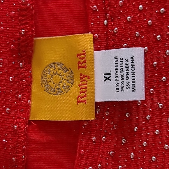Ruby Rd Red Textured Blouse with Silver Accents size XL - Picture 4 of 8